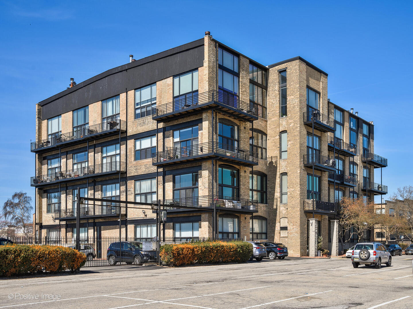 2614 N CLYBOURN Avenue #402, Chicago, IL