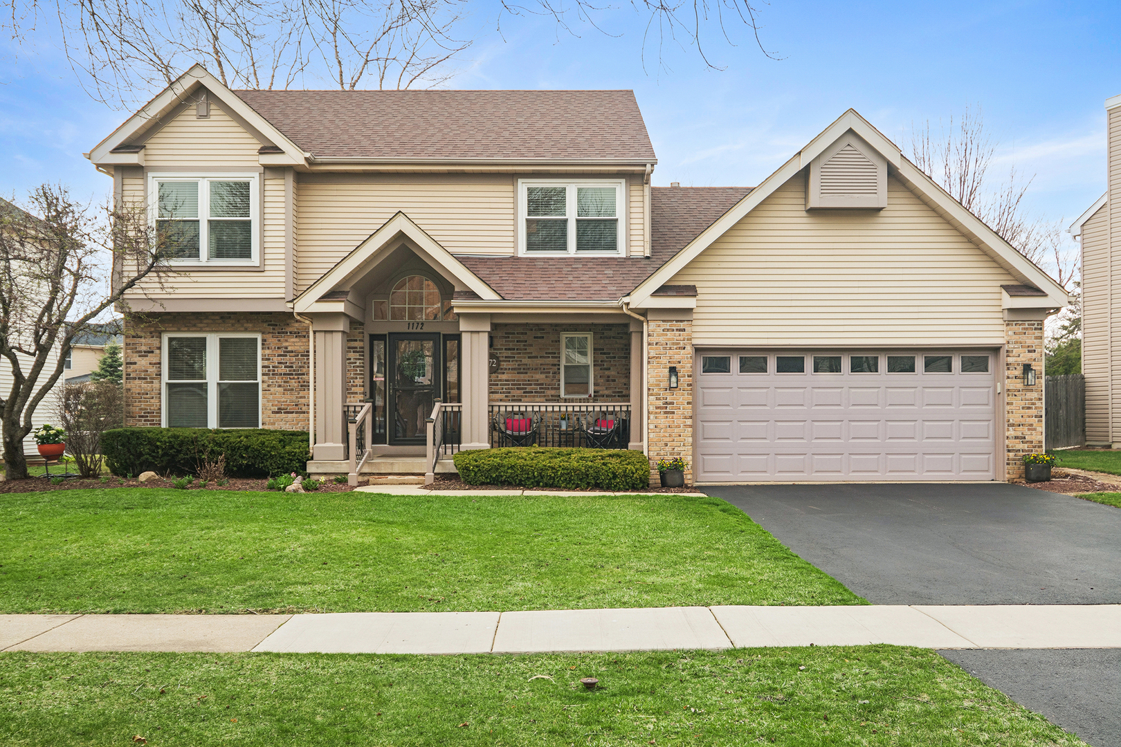 1172 Hummingbird Lane, Grayslake, IL