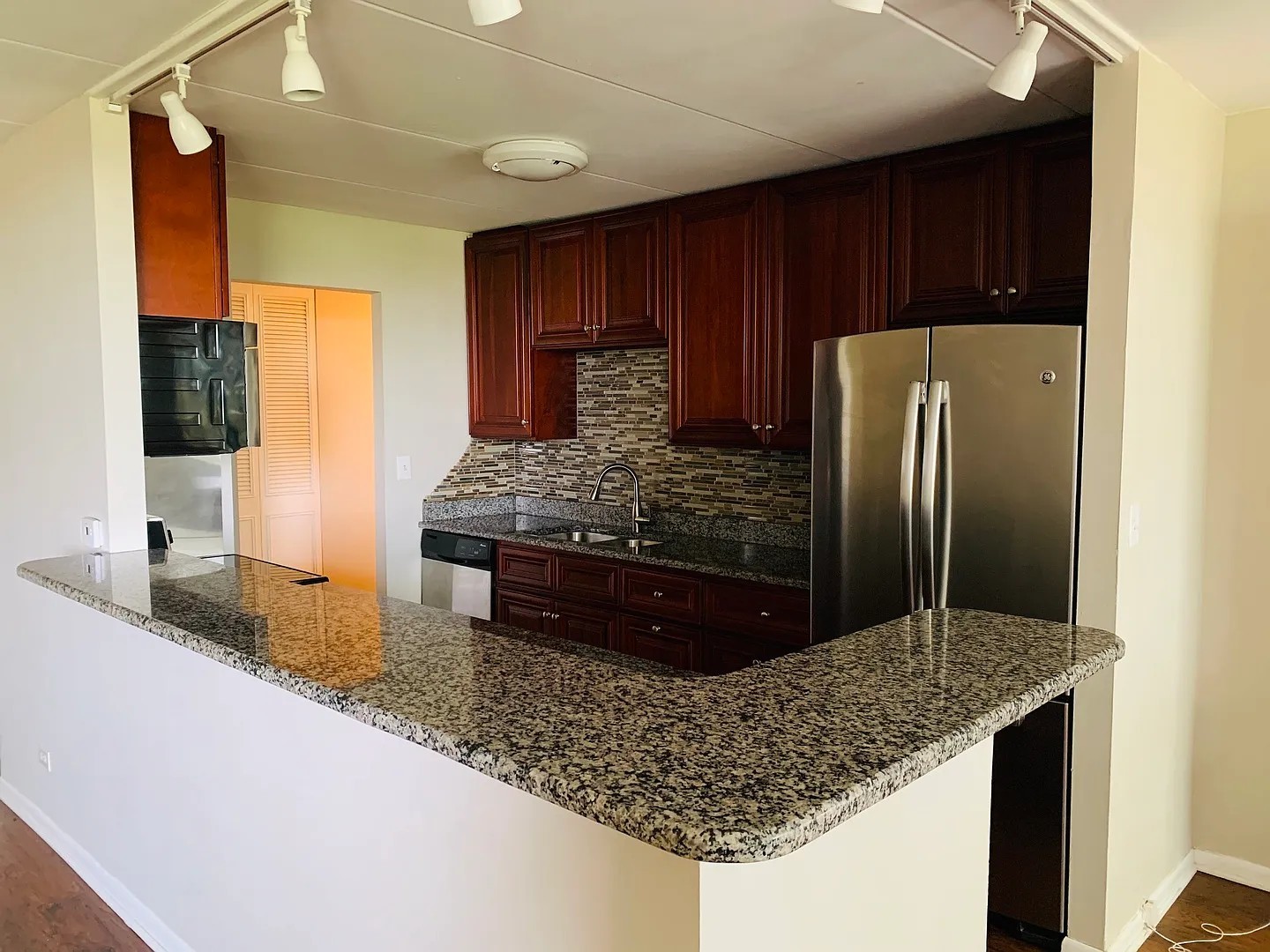 225 S Rohlwing Road #518, Palatine, IL