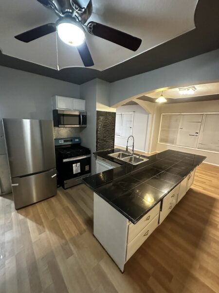 435 S Poplar Avenue, Kankakee, IL