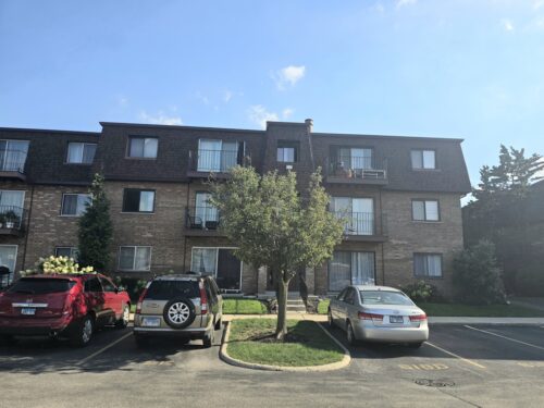 618 Cobblestone Circle #F, Glenview, IL