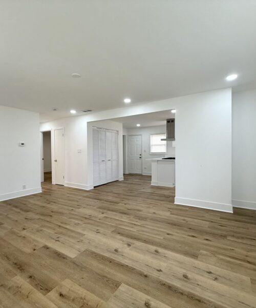 14916 Langley Avenue, Dolton, IL