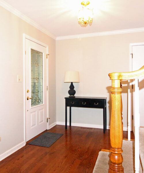 1017 Mayfair Drive, Libertyville, IL