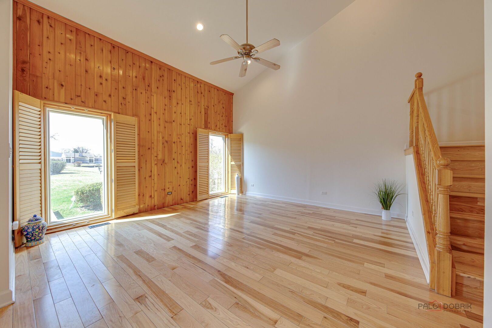 456 Harmony Drive, Wheeling, IL