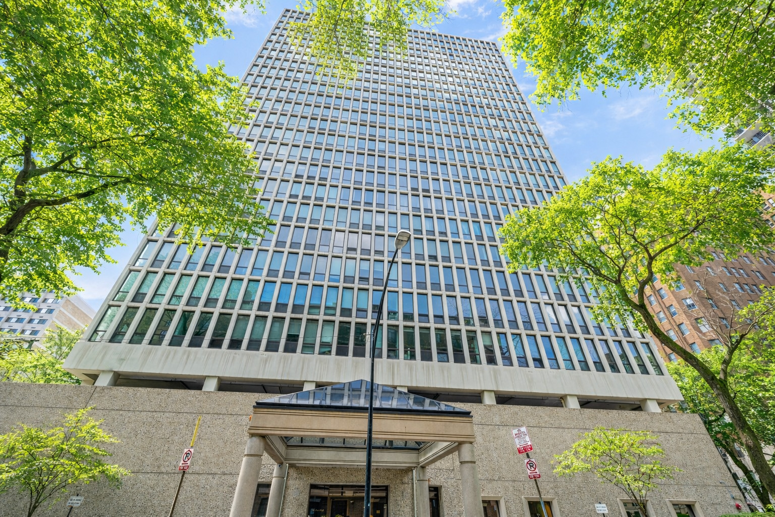 1 E Scott Street #1601, Chicago, IL
