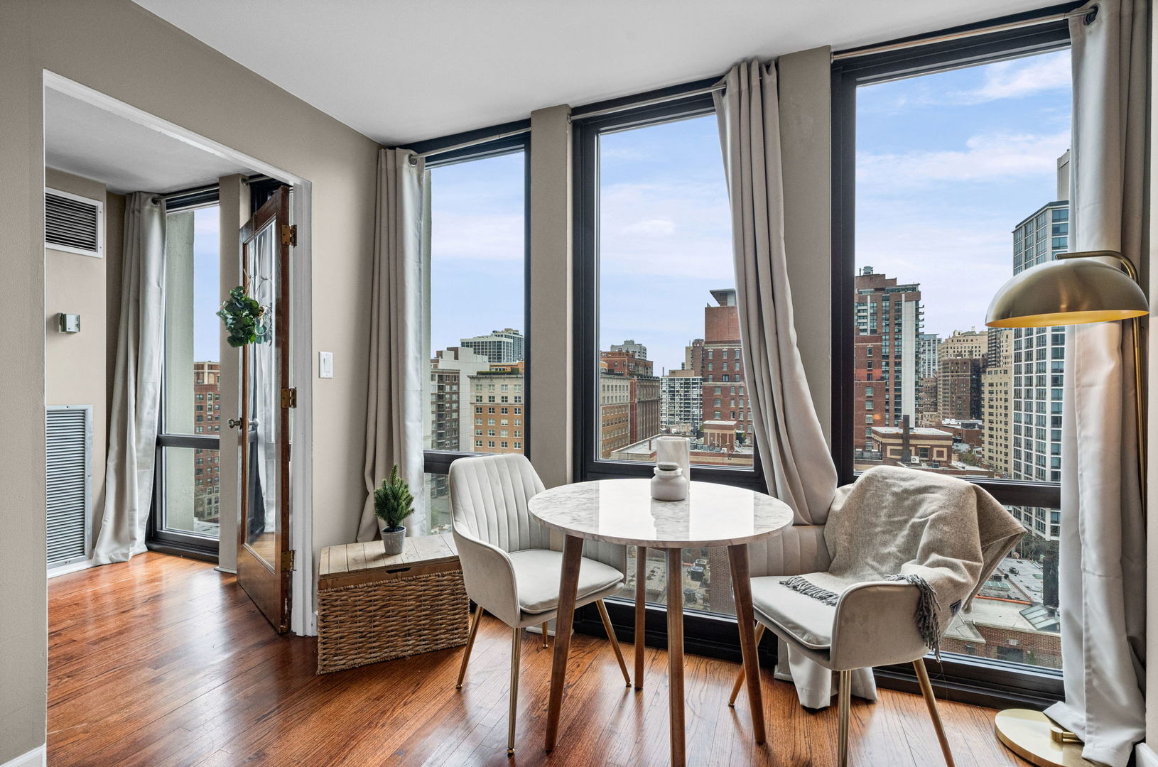 1 E Scott Street #1601, Chicago, IL