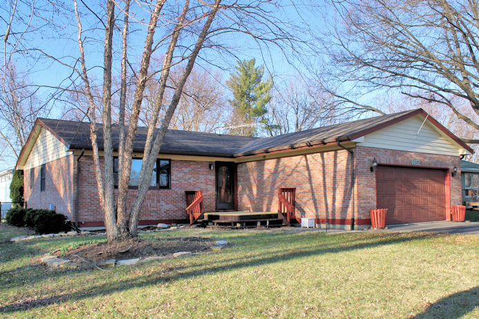 1652 Hilda Drive, Lake Holiday, IL