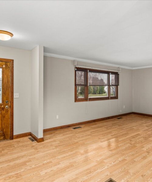 1652 Hilda Drive, Lake Holiday, IL