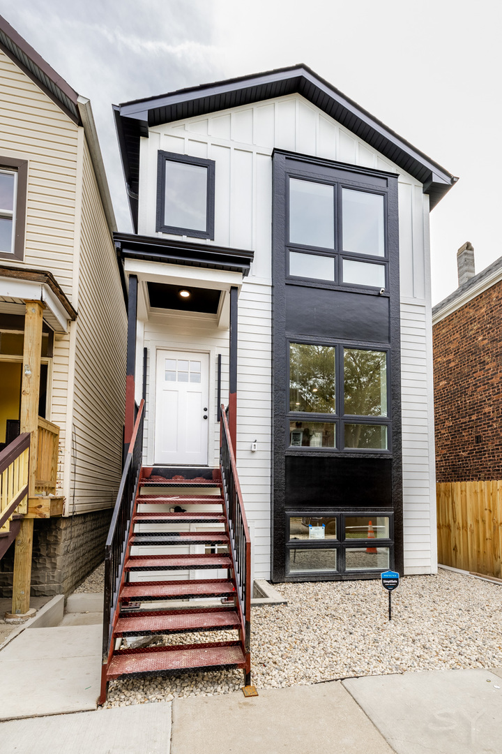 1245 S Fairfield Avenue #3, Chicago, IL