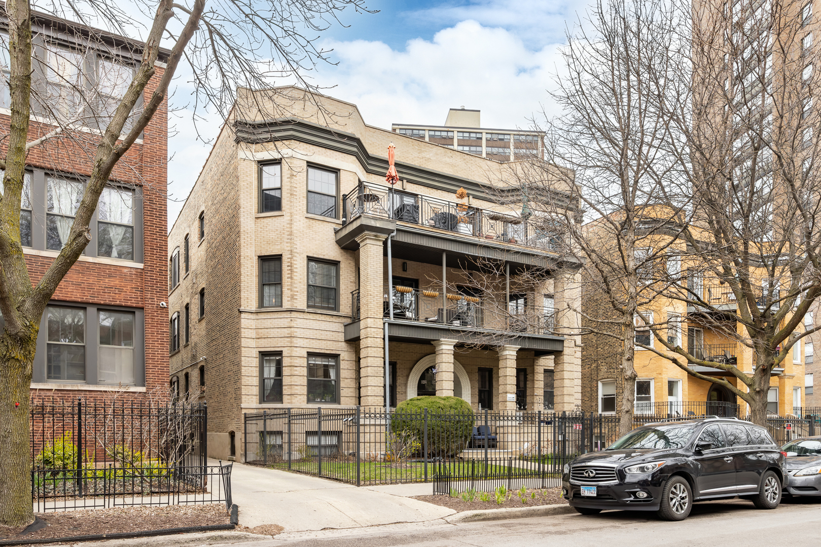 842 W Belle Plaine Avenue #GW, Chicago, IL