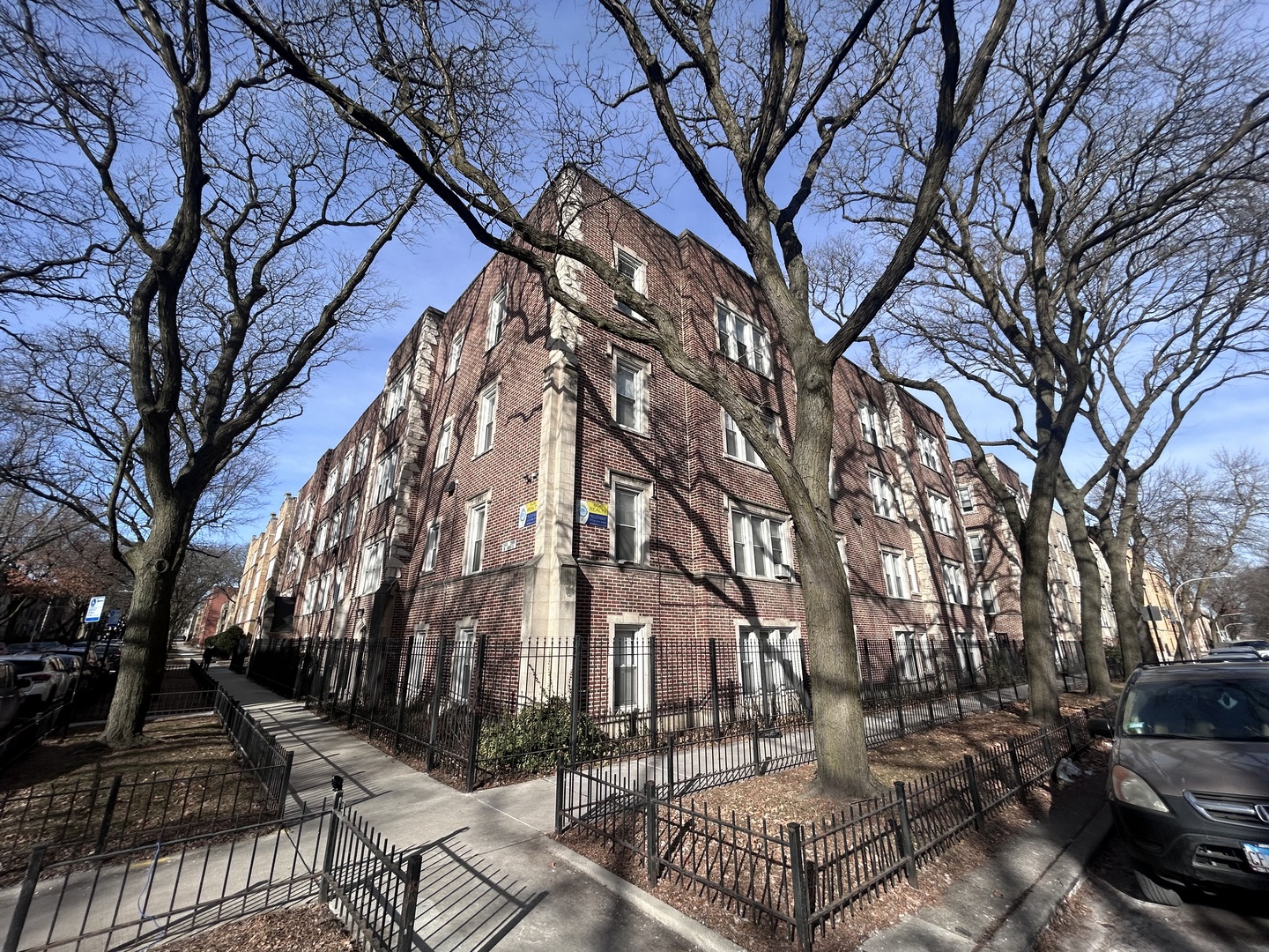 2006 W Jarvis Avenue #3, Chicago, IL