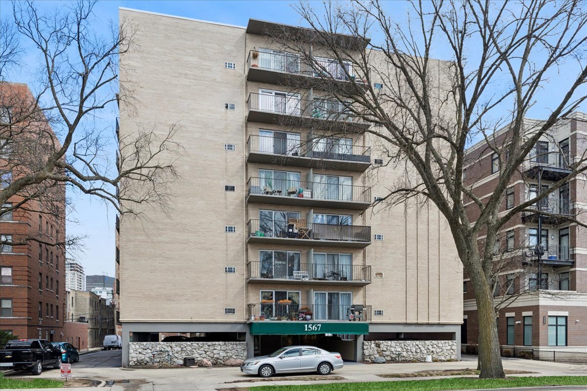 1567 Ridge Avenue #607, Evanston, IL