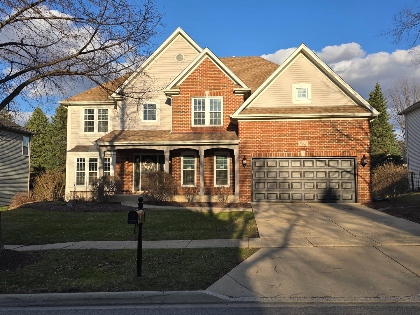 743 Chasewood Drive, South Elgin, IL