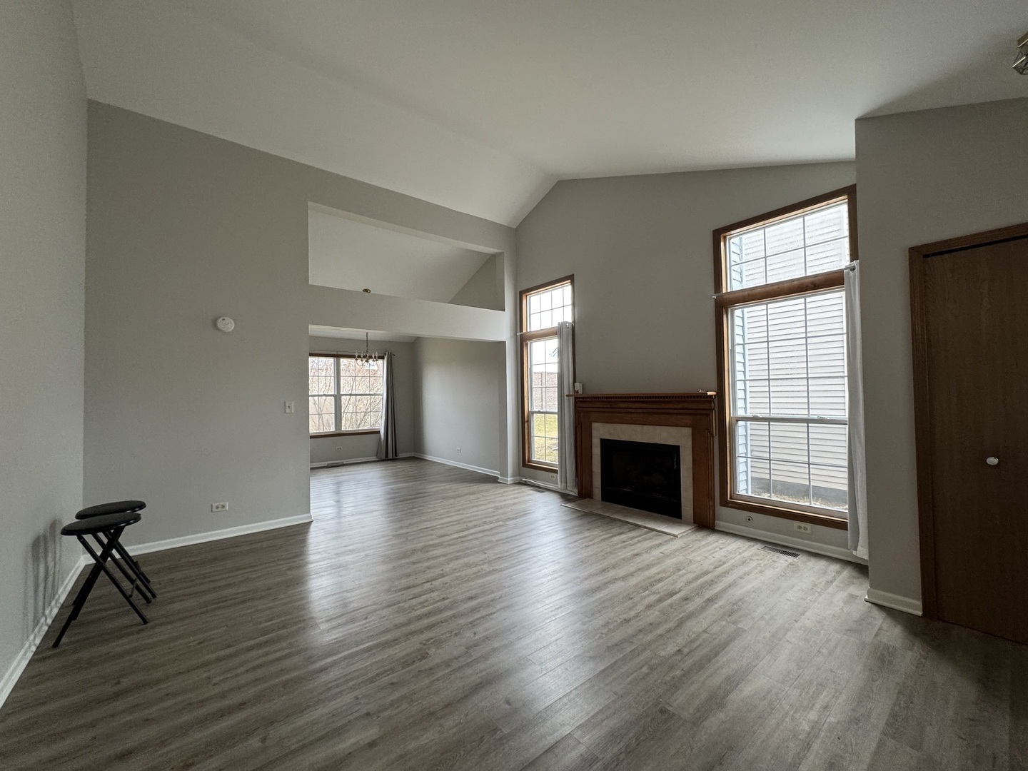 429 Prairieview Drive, Oswego, IL