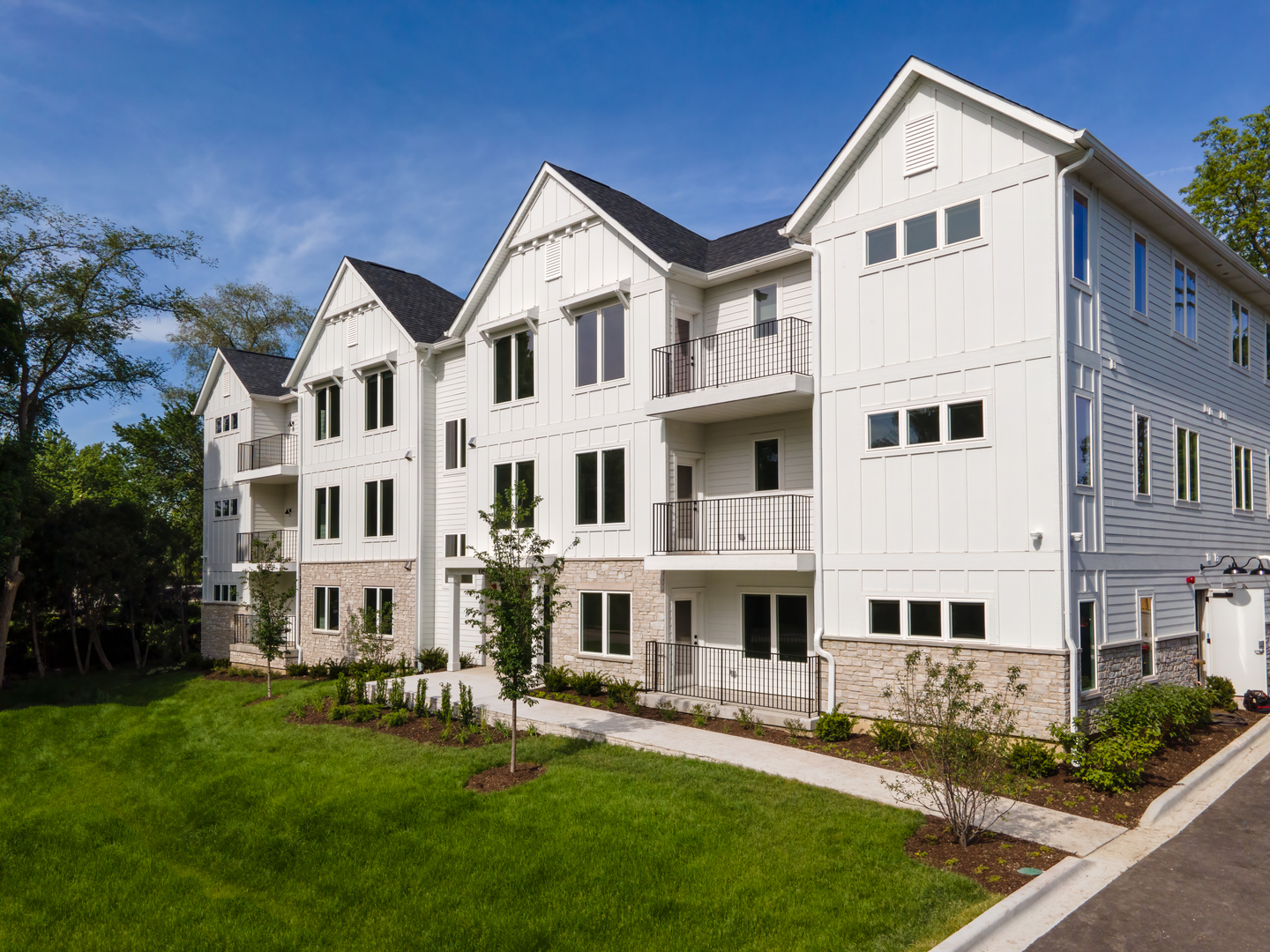 0S231 Winfield Road #206, Winfield, IL