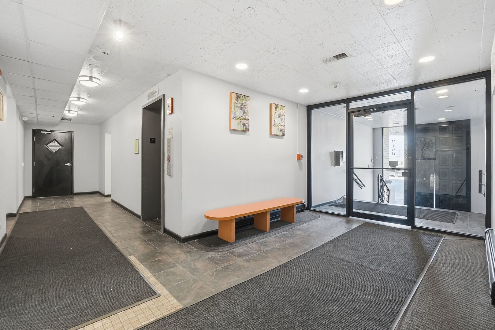 9740 S Pulaski Road #605, Oak Lawn, IL