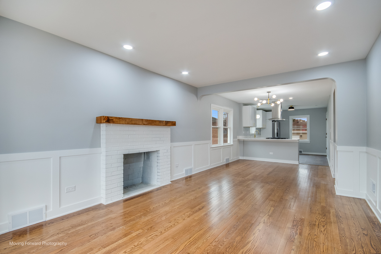 665 W 144th Street, Riverdale, IL