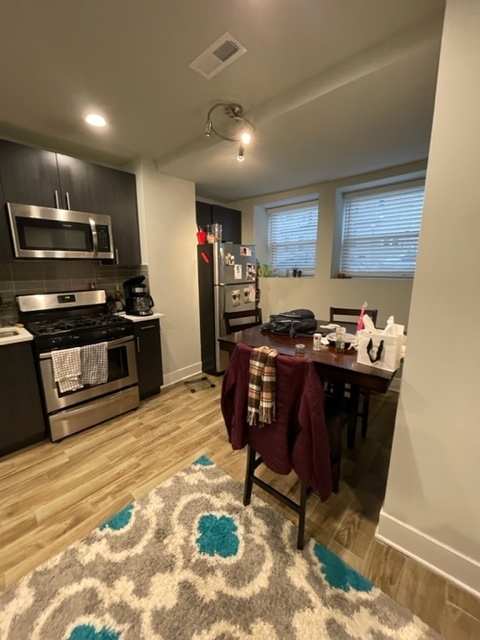 910 W WAVELAND Avenue #G, Chicago, IL