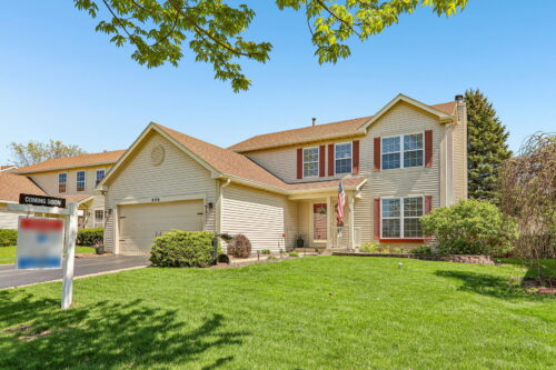806 Meadowridge Drive, Aurora, IL