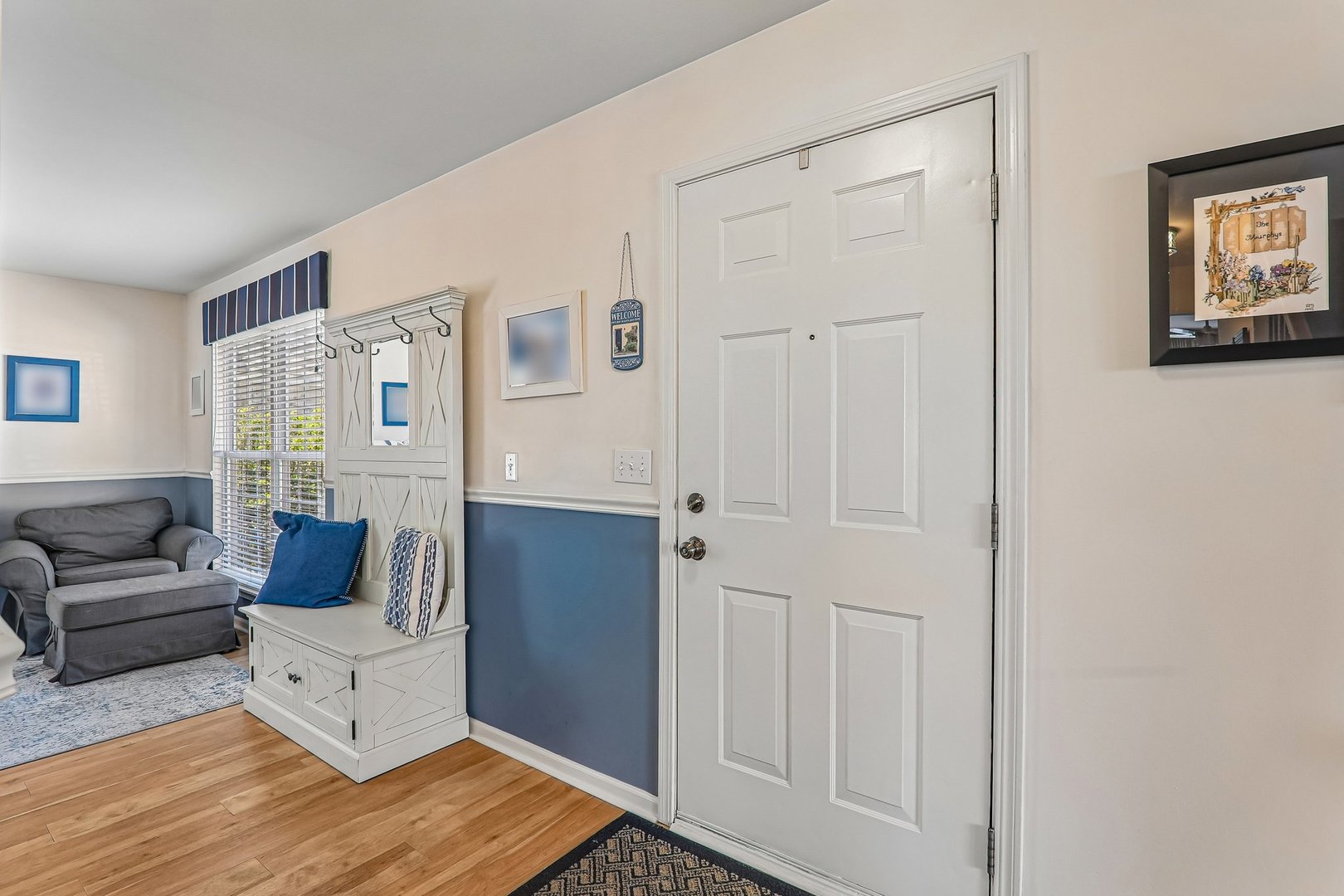 806 Meadowridge Drive, Aurora, IL