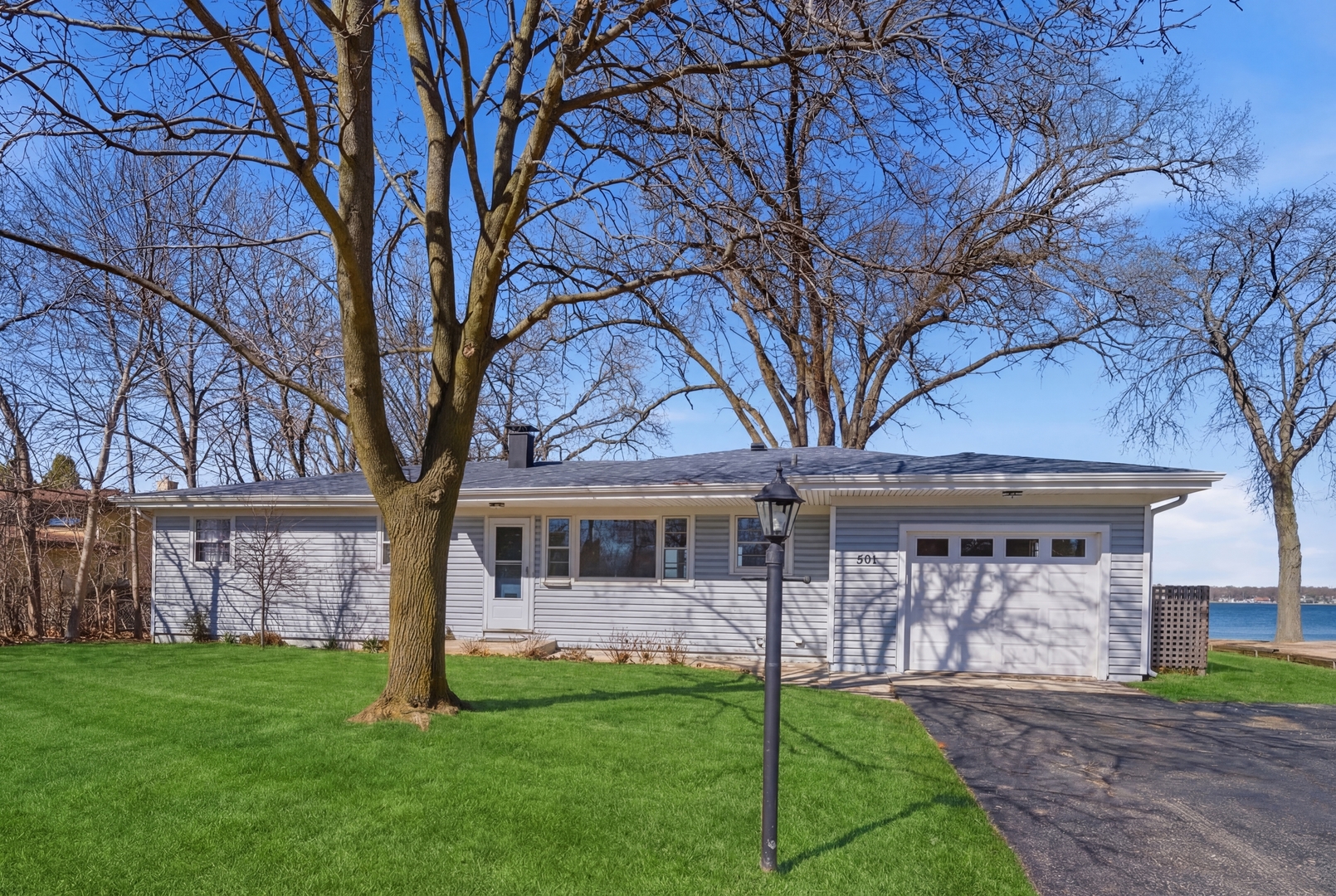 501 E Liberty Street, Wauconda, IL
