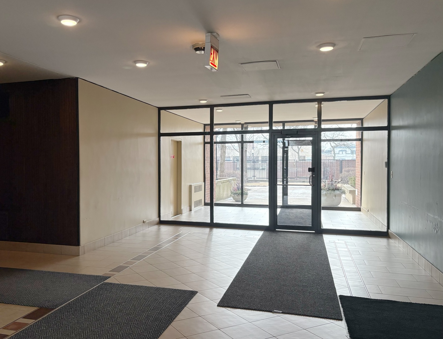 2921 S MICHIGAN Avenue #102, Chicago, IL