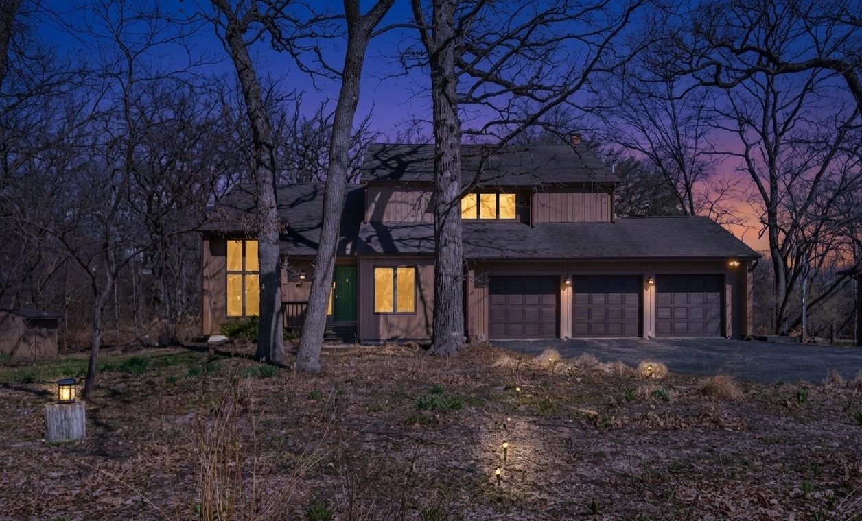 29W256 Oak Lane, West Chicago, IL