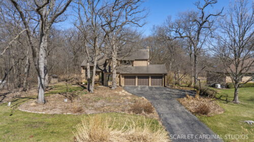 29W256 Oak Lane, West Chicago, IL