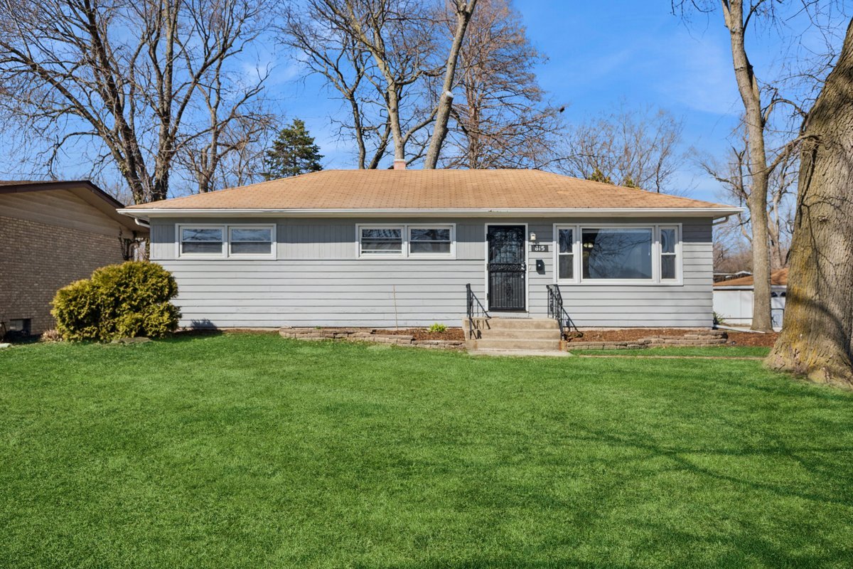 815 W 187th Street, Glenwood, IL