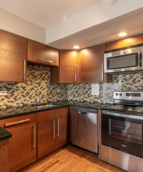 5815 N Sheridan Road #PH2, Chicago, IL