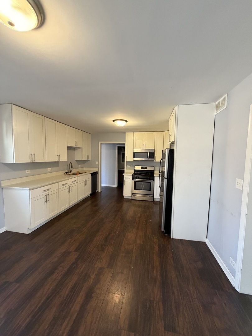 16037 Evans Avenue, South Holland, IL