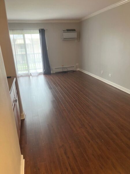 2422 N Kennicott Drive #2D, Arlington Heights, IL