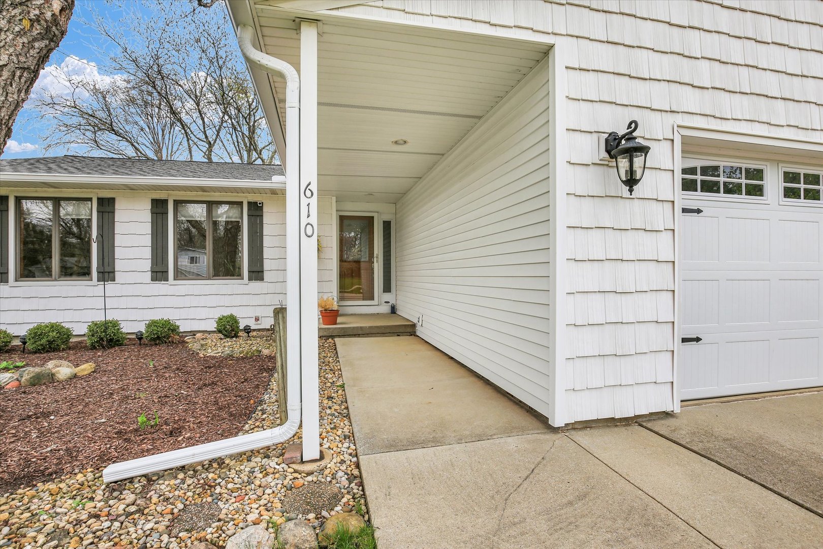610 Craig Drive, Mahomet, IL