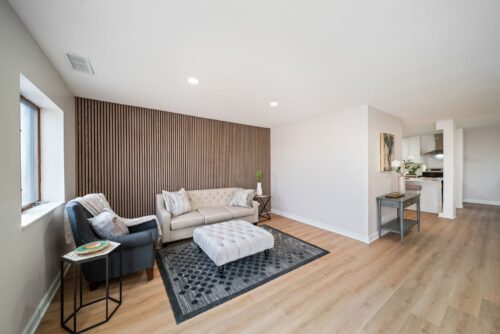 10 Trafalgar Square #403, Lincolnshire, IL