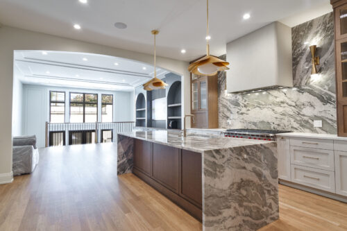 2042 W Berteau Avenue, Chicago, IL