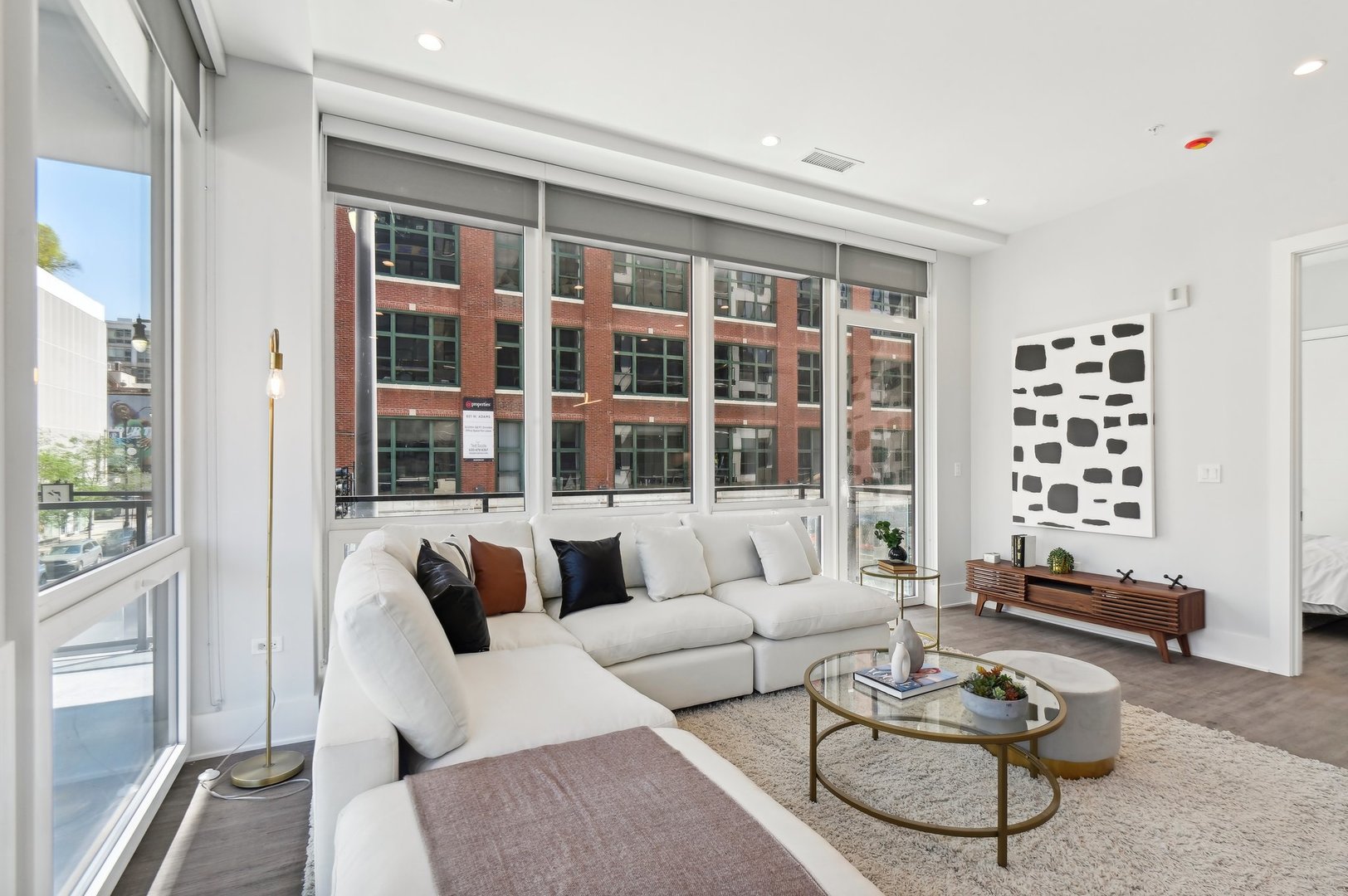 812 W Adams Street #604, Chicago, IL