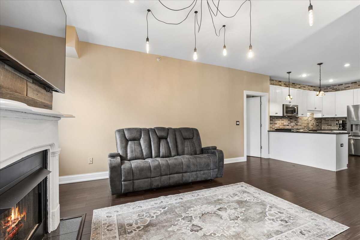 1155 S State Street #400, Chicago, IL