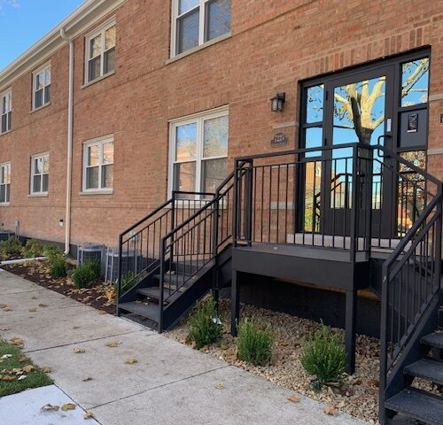 7227 Thomas Street #1, River Forest, IL