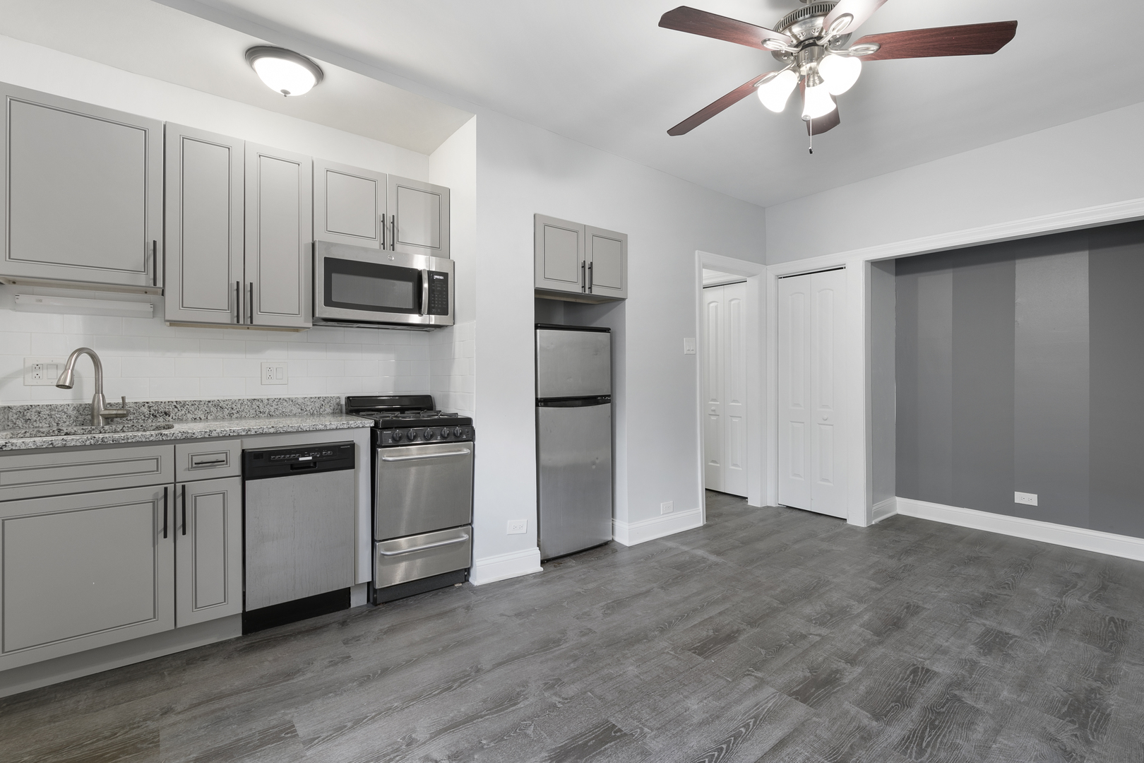 4555 N Malden Street #218, Chicago, IL