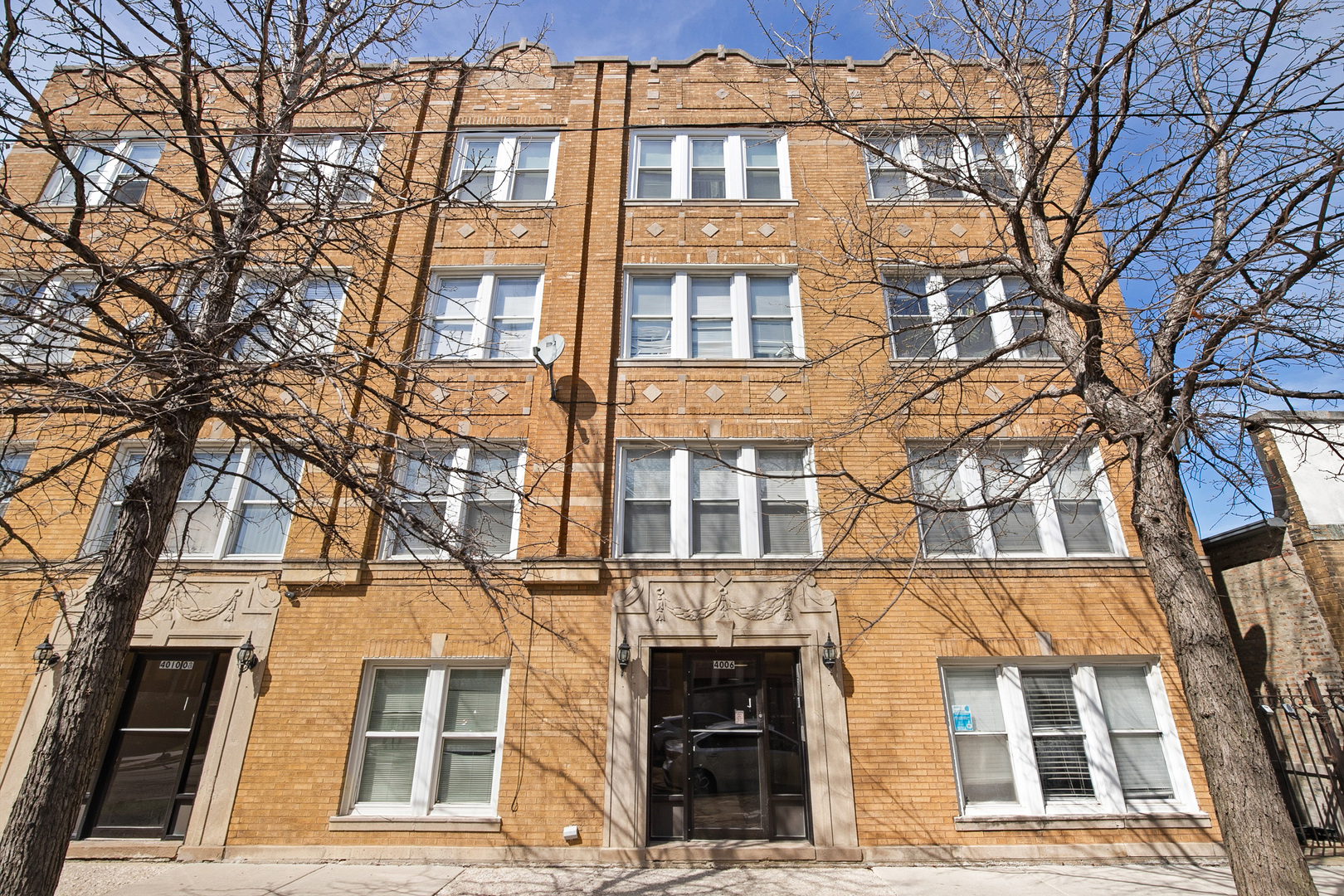 4006 W Nelson Street #6B, Chicago, IL