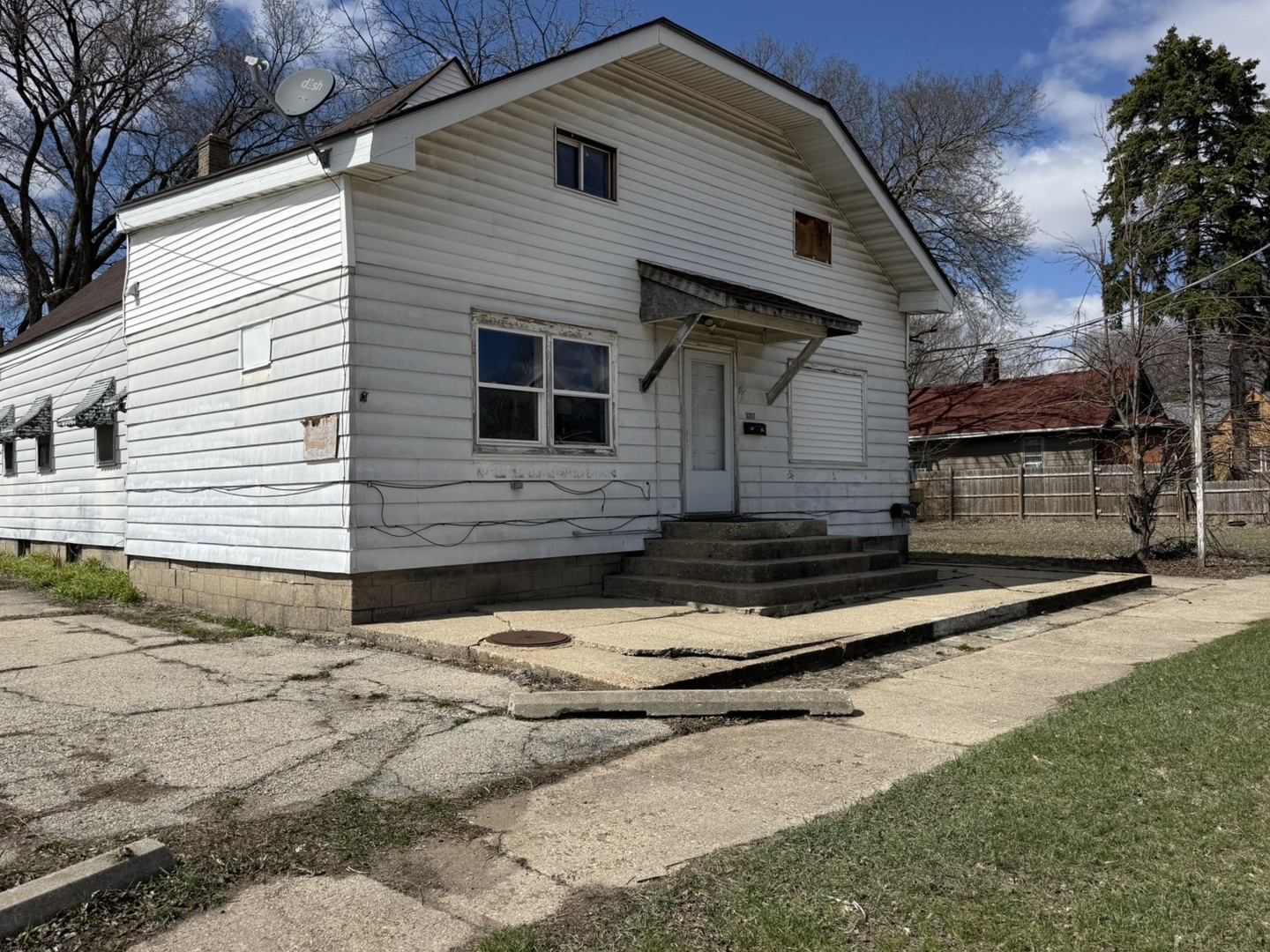 3207 Kishwaukee Street, Rockford, IL