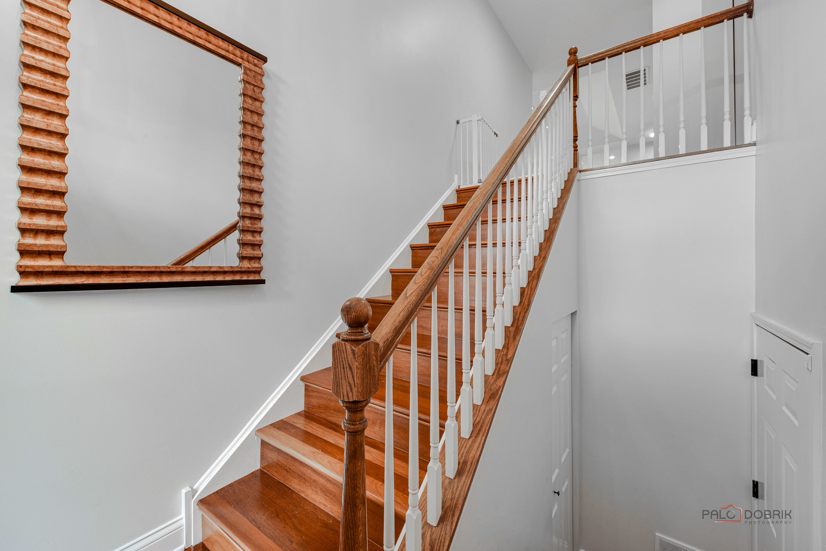 1902 CRENSHAW Circle, Vernon Hills, IL