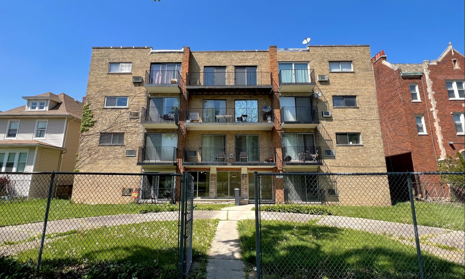 5424 W Ferdinand Street #314, Chicago, IL