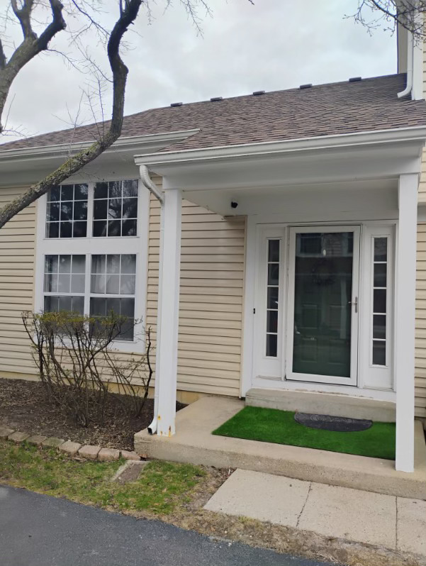 254 ACORN Drive, Streamwood, IL