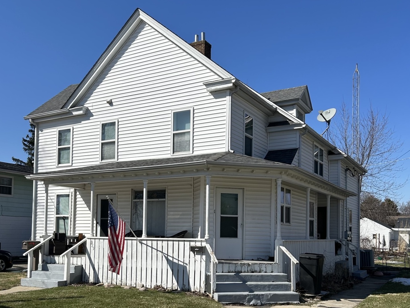 325 W 5th Street, Sandwich, IL