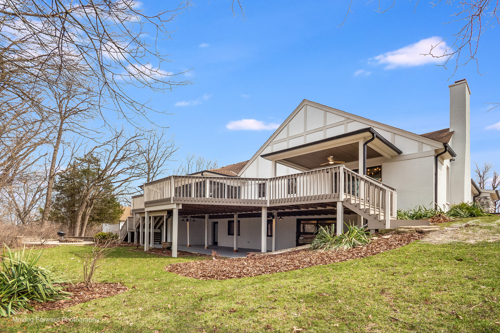 674 Plum Tree Road, Barrington Hills, IL