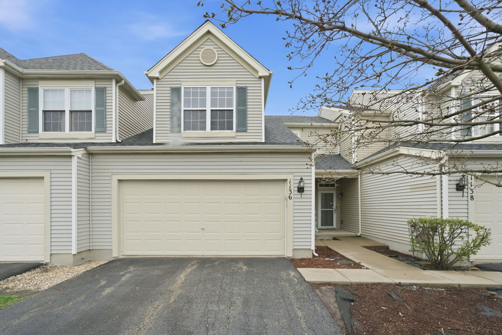 1136 Coneflower Court, Minooka, IL