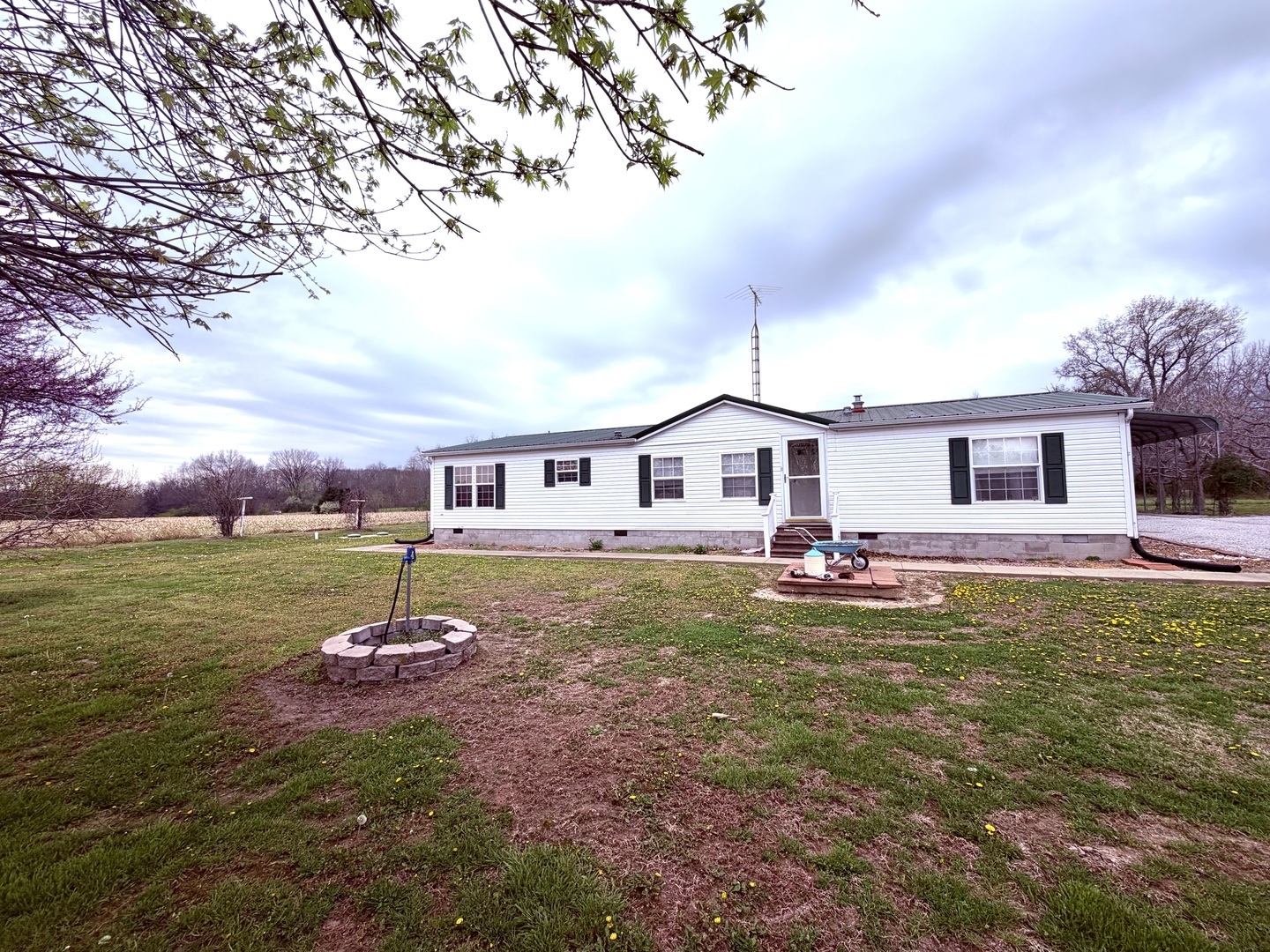 22987 N Post Oak Lane, Walnut Hill, IL