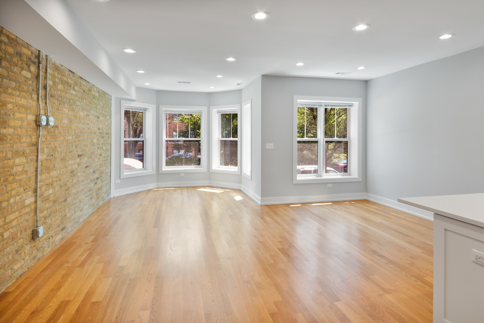 4624 N Ashland Avenue #2S, Chicago, IL