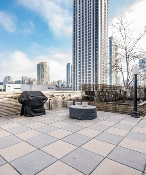 660 W Wayman Street #707, Chicago, IL